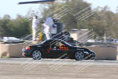 media/Jun-02-2024-CalClub SCCA (Sun) [[05fc656a50]]/Group 2/Qualifying/